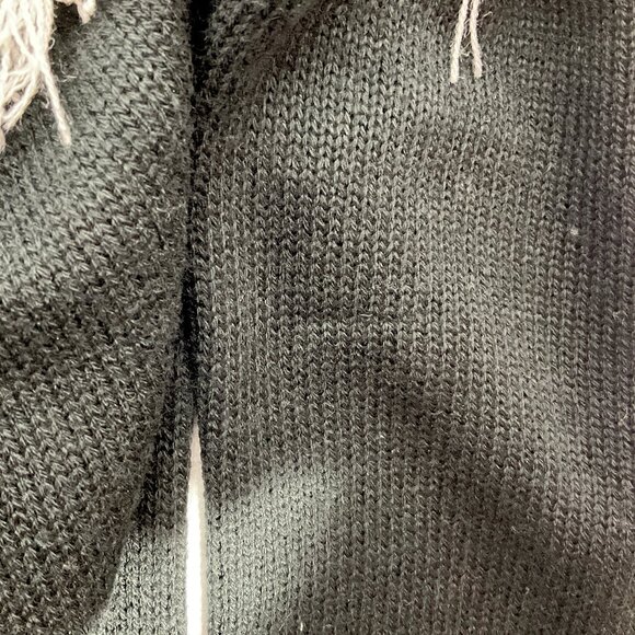 Cato Black & White Sweater Sz L with Fringe Tassels - Picture 12 of 12